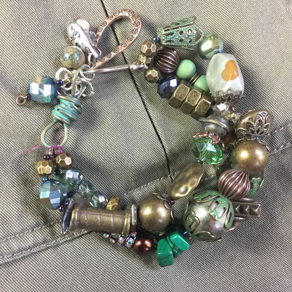 🍁🍂Faith 3 Strand Artisan 🍂 Larger Wrist 7”-8” plus extension. I’m your gal.